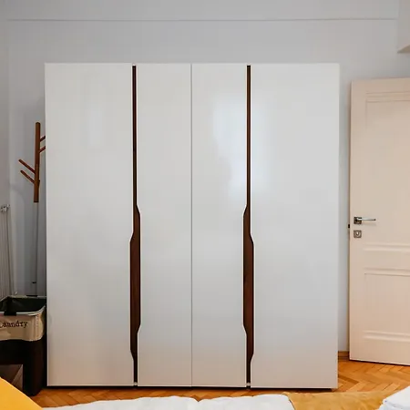 Serendipity Downtown Appartement Boekarest