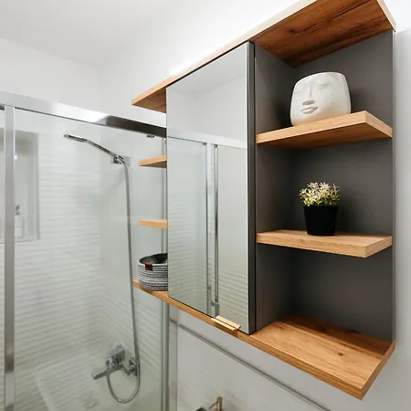 Serendipity Downtown * Boekarest